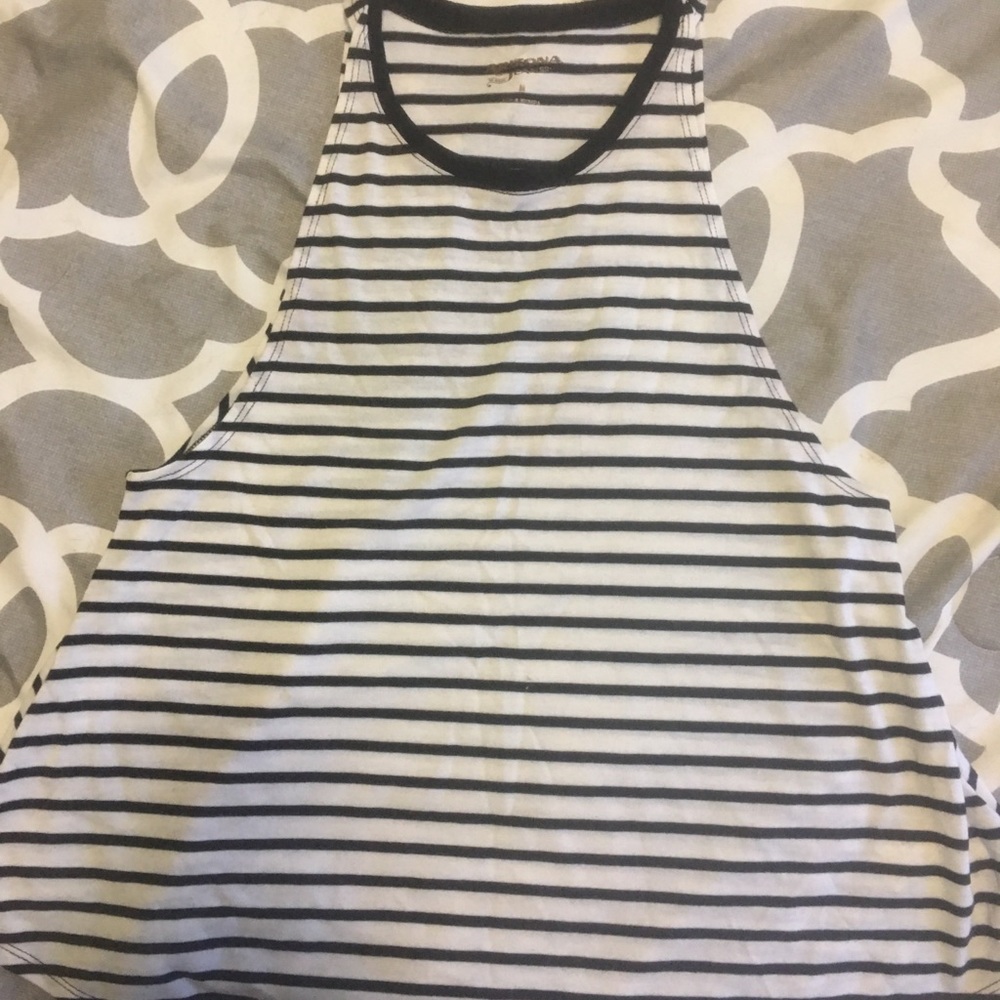 * Arizona Tee tank top *